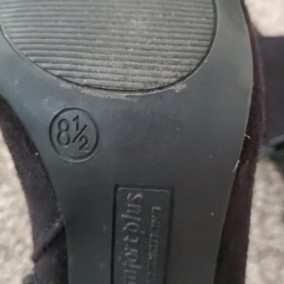 Heeled Boots - Picture 3 of 4